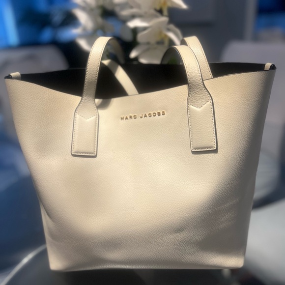 Gold signature marc Jakobs white leather tote bag - Picture 1 of 6